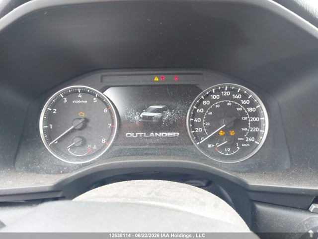 JA4J4TA88NZ603211 Mitsubishi Outlander Es