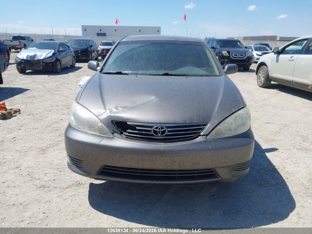 2005 Toyota Camry Le/xle/se მანქანა იყიდება აუქციონზე, vin: 4T1BE32K35U576090, აუქციონის ნომერი: 12638134