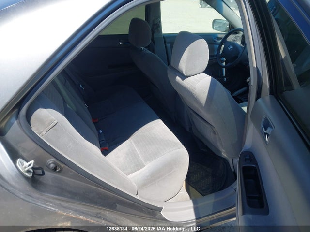 2005 Toyota Camry Le/xle/se მანქანა იყიდება აუქციონზე, vin: 4T1BE32K35U576090, აუქციონის ნომერი: 12638134