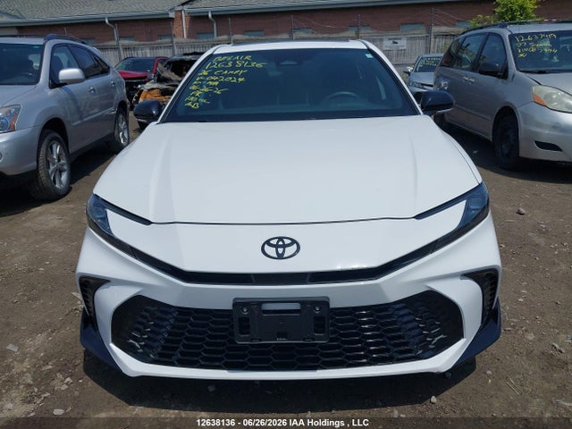 2026 Toyota Camry მანქანა იყიდება აუქციონზე, vin: 4T1DBADK5TU042024, აუქციონის ნომერი: 12638136
