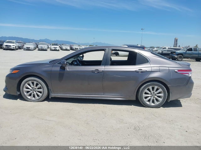 2020 Toyota Camry Se/se Night Shade მანქანა იყიდება აუქციონზე, vin: 4T1G11AK0LU968013, აუქციონის ნომერი: 12638140
