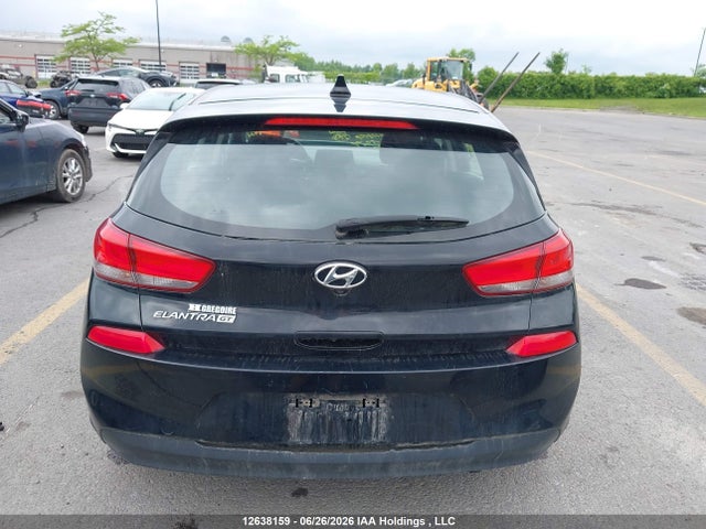 Продаж на аукціоні авто 2018 Hyundai Elantra Gt Gl Se, vin: KMHH35LE1JU040379, номер лоту: 12638159