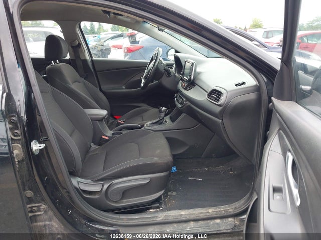 Продаж на аукціоні авто 2018 Hyundai Elantra Gt Gl Se, vin: KMHH35LE1JU040379, номер лоту: 12638159
