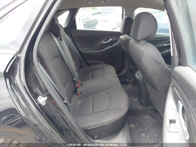 Продаж на аукціоні авто 2018 Hyundai Elantra Gt Gl Se, vin: KMHH35LE1JU040379, номер лоту: 12638159