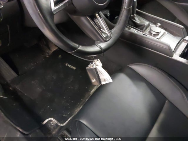JM1BPACL1K1112528 Mazda Mazda3 Gs