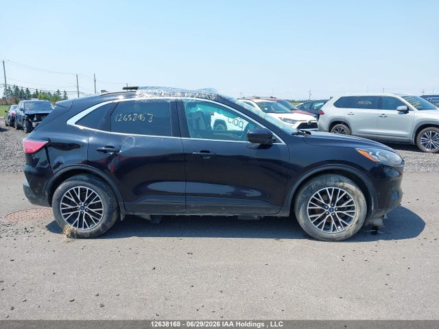 2021 Ford Escape Phev Titanium მანქანა იყიდება აუქციონზე, vin: 1FMCU0LZ0MUA53268, აუქციონის ნომერი: 12638168