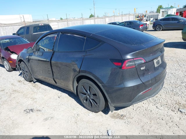 Tesla Model Y Long Range/rwd 2024 7SAYGDED6RF105435 Image 3