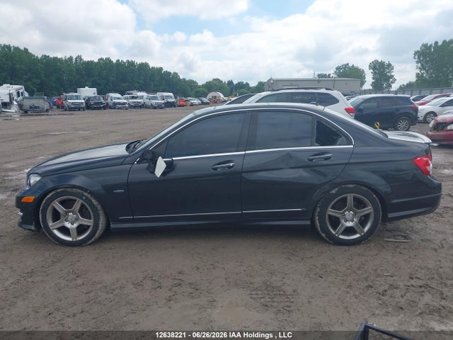 2012 Mercedes-benz C 350 4matic მანქანა იყიდება აუქციონზე, vin: WDDGF8JB0CA611372, აუქციონის ნომერი: 12638221