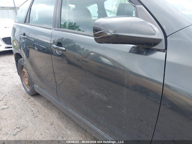 2005 Toyota Matrix Xr მანქანა იყიდება აუქციონზე, vin: 2T1KR32E85C887028, აუქციონის ნომერი: 12638222
