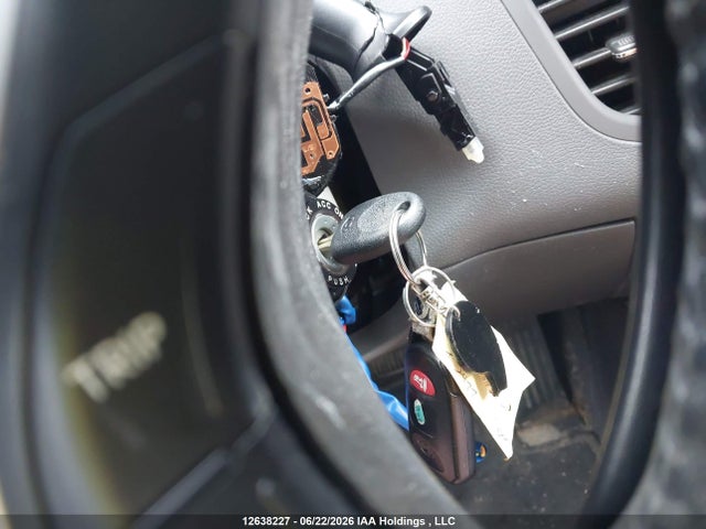 12638227 :رقم المزاد ، 5NPDH4AE9CH072477 vin ، 2012 Hyundai Elantra Gls مزاد بيع
