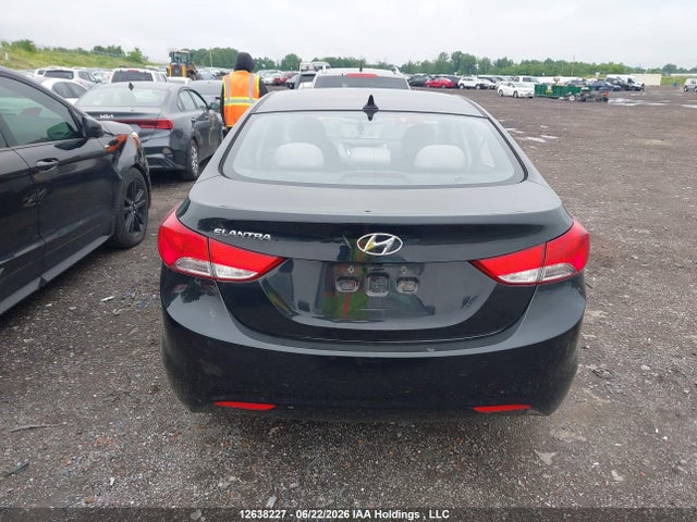 12638227 :رقم المزاد ، 5NPDH4AE9CH072477 vin ، 2012 Hyundai Elantra Gls مزاد بيع