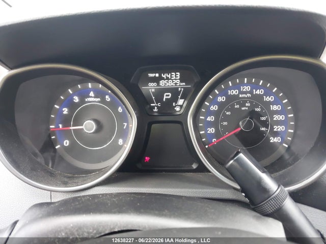 12638227 :رقم المزاد ، 5NPDH4AE9CH072477 vin ، 2012 Hyundai Elantra Gls مزاد بيع