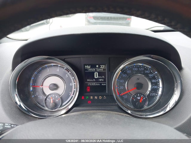 12638241 :رقم المزاد ، 2C4RC1HG1FR656793 vin ، 2015 Chrysler Town & Country S مزاد بيع