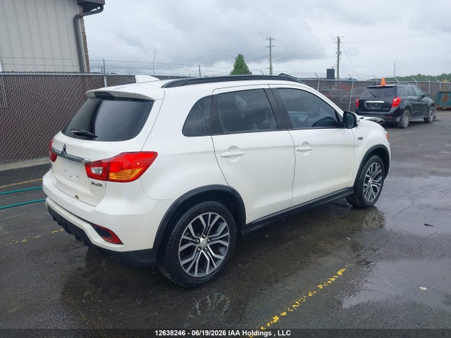 JA4AJ4AW6JZ605613 Mitsubishi Rvr Se Limited/gt