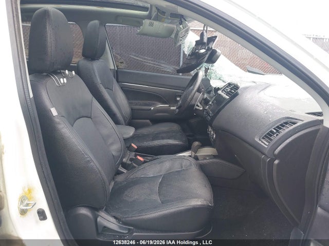 JA4AJ4AW6JZ605613 Mitsubishi Rvr Se Limited/gt