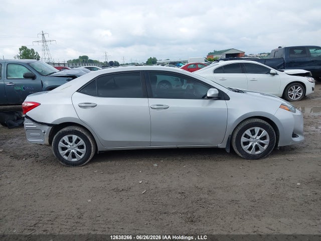 2018 Toyota Corolla Ce მანქანა იყიდება აუქციონზე, vin: 2T1BURHE1JC043870, აუქციონის ნომერი: 12638266