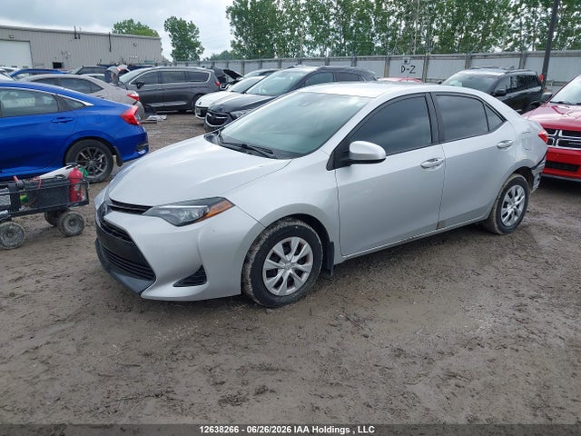 2018 Toyota Corolla Ce მანქანა იყიდება აუქციონზე, vin: 2T1BURHE1JC043870, აუქციონის ნომერი: 12638266