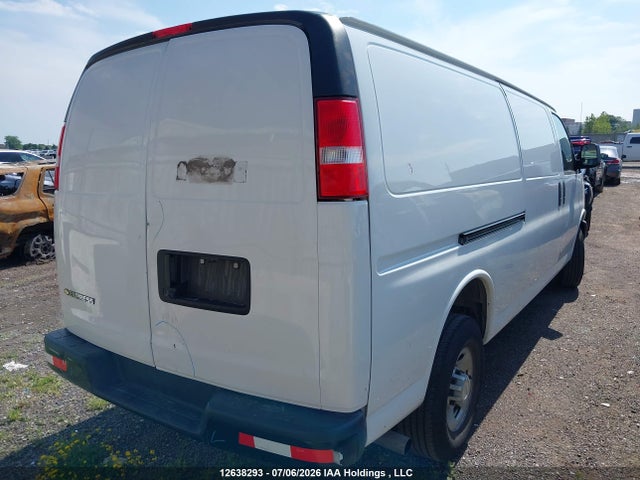 Chevrolet Express G2500 2023 1GCWGBFP2P1222291 Image 4