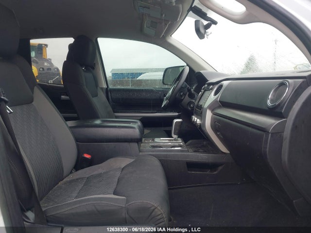 2016 Toyota Tundra Double Cab Sr/double Cab Sr5 მანქანა იყიდება აუქციონზე, vin: 5TFUY5F19GX498627, აუქციონის ნომერი: 12638300