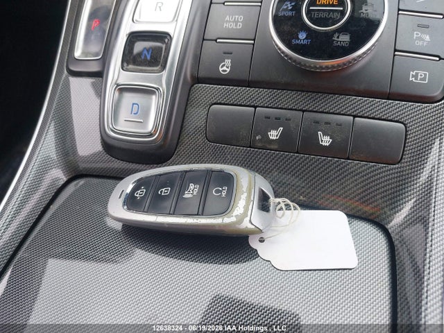 12638324 :رقم المزاد ، 5NMS3DAJXNH395648 vin ، 2022 Hyundai Santa Fe Sel مزاد بيع