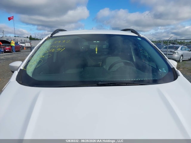 Продажа на аукционе авто 2017 Ford Escape Se, vin: 1FMCU9GD8HUB69634, номер лота: 12638332