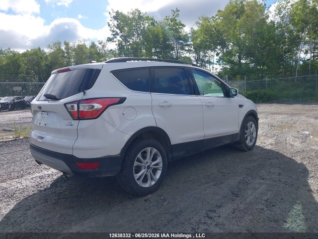 Продажа на аукционе авто 2017 Ford Escape Se, vin: 1FMCU9GD8HUB69634, номер лота: 12638332