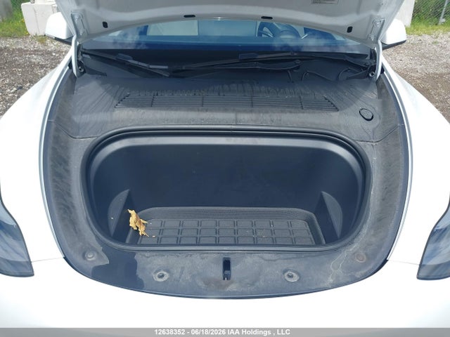 Продаж на аукціоні авто 2023 Tesla Model Y Long Range, vin: 7SAYGDEE3PF757564, номер лоту: 12638352