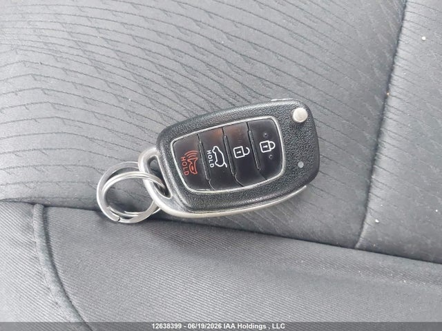 Продаж на аукціоні авто 2017 Hyundai Santa Fe Sport, vin: 5XYZUDLB3HG391330, номер лоту: 12638399