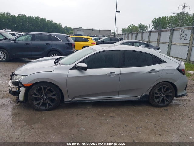 12638416 :رقم المزاد ، SHHFK7H44JU306088 vin ، 2018 Honda Civic Sport مزاد بيع