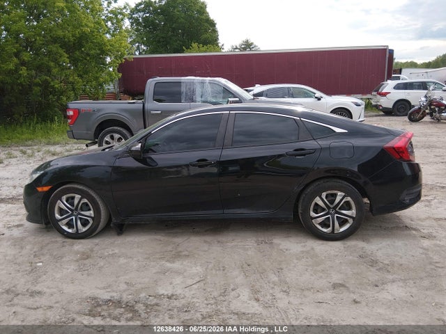 Honda Civic Lx 2018 2HGFC2F50JH008758 Image 13