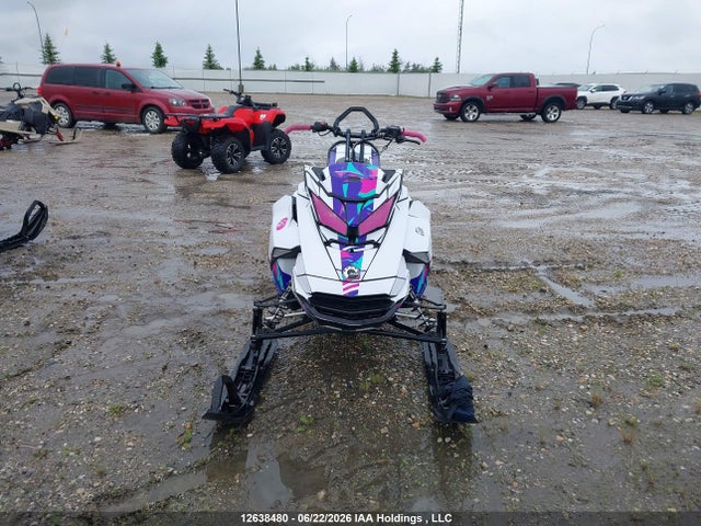 2BPSCFJD6JV000880 Skidoo Skidoo