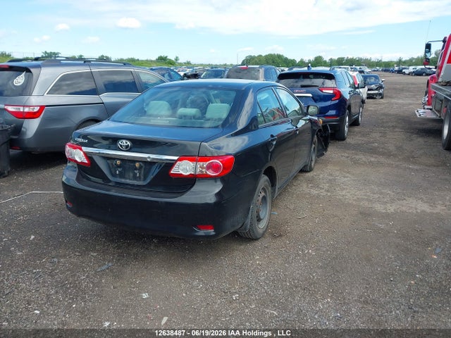 12638487 :رقم المزاد ، 2T1BU4EE6DC015994 vin ، 2013 Toyota Corolla S/le مزاد بيع