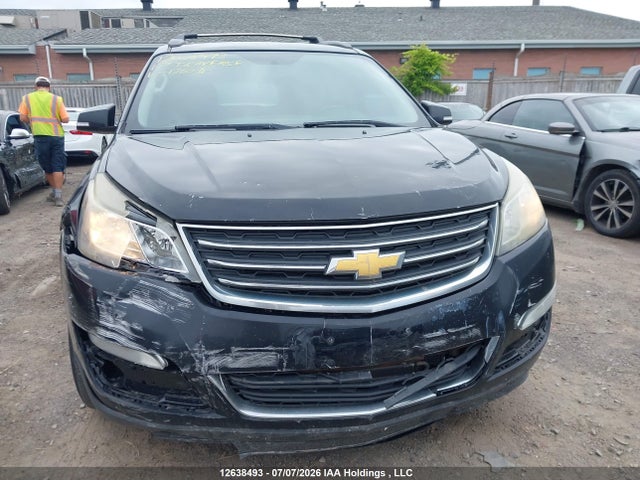 12638493 :رقم المزاد ، 1GNKRHKDXHJ126098 vin ، 2017 Chevrolet Traverse Lt مزاد بيع