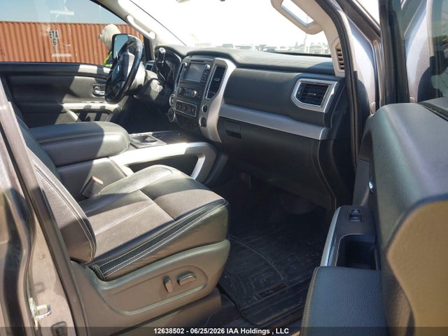 1N6AA1E57JN542063 Nissan Titan Sv/sl/pro-4x/plat Res
