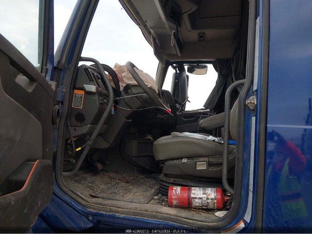 Volvo VNL 2024 4V4NC9EH0RN637457 Image 22