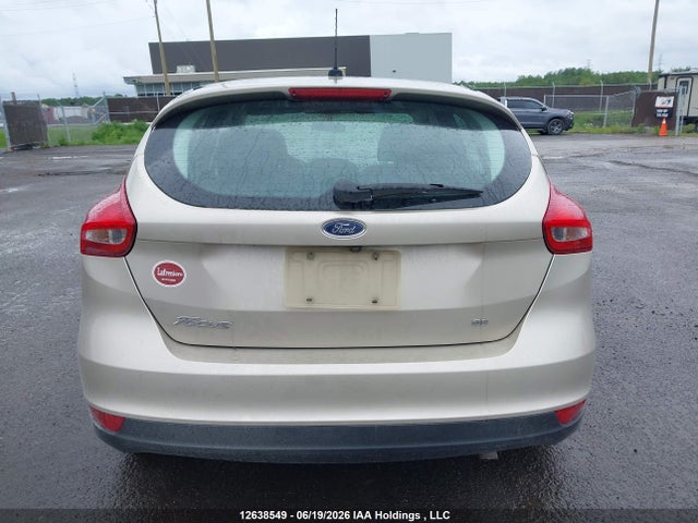 Ford FOCUS SE 2017 1FADP3K22HL261255 Image 16