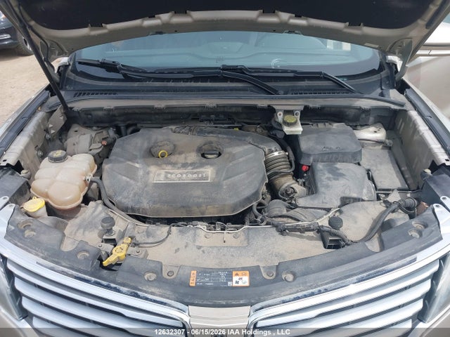 Lincoln MKC 2015 5LMTJ2AH9FUJ35000 Image 10
