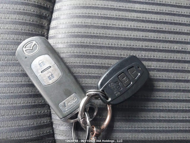 3MZBM1L7XGM285998 Mazda Mazda3 Gs