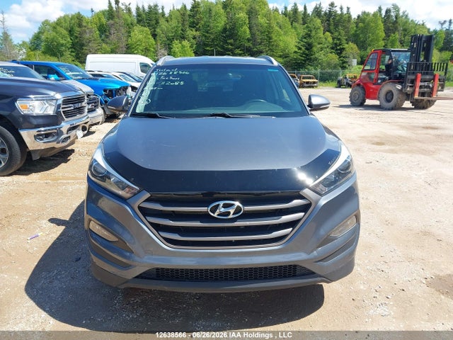 2016 Hyundai Tucson Premium მანქანა იყიდება აუქციონზე, vin: KM8J3CA44GU112085, აუქციონის ნომერი: 12638566
