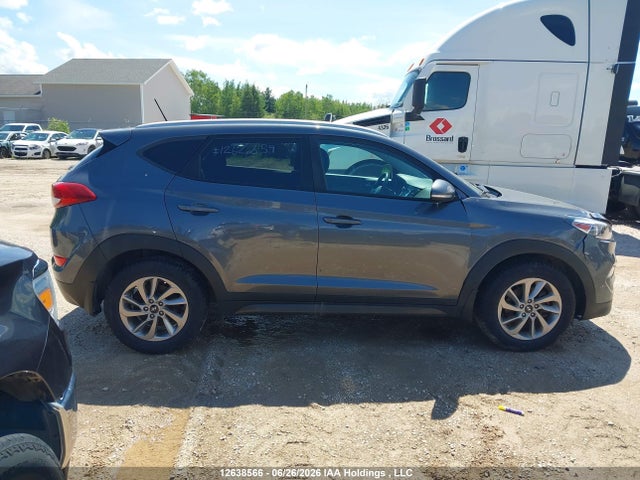 2016 Hyundai Tucson Premium მანქანა იყიდება აუქციონზე, vin: KM8J3CA44GU112085, აუქციონის ნომერი: 12638566