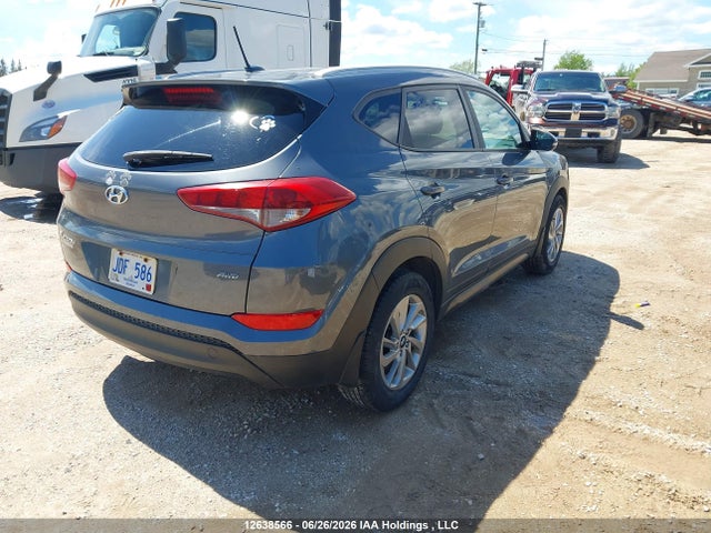 2016 Hyundai Tucson Premium მანქანა იყიდება აუქციონზე, vin: KM8J3CA44GU112085, აუქციონის ნომერი: 12638566