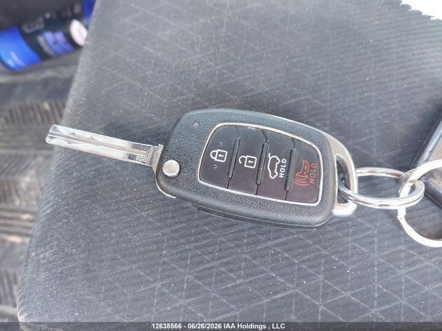 2016 Hyundai Tucson Premium მანქანა იყიდება აუქციონზე, vin: KM8J3CA44GU112085, აუქციონის ნომერი: 12638566