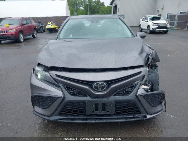 2024 Toyota Camry მანქანა იყიდება აუქციონზე, vin: 4T1G11AK3RU866763, აუქციონის ნომერი: 12638571