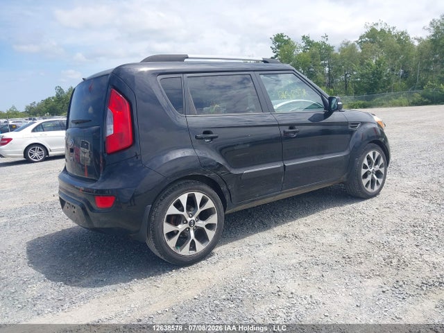 Продажа на аукционе авто 2013 Kia Soul 2.0l 4u Burner/2.0l 4u Luxury/2u/2u Eco/4u/4u Retro, vin: KNDJT2A67D7527685, номер лота: 12638578