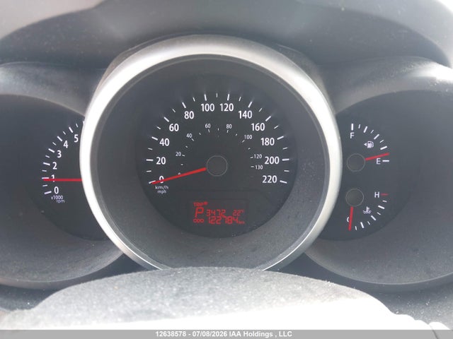 2013 Kia Soul 2.0l 4u Burner/2.0l 4u Luxury/2u/2u Eco/4u/4u Retro მანქანა იყიდება აუქციონზე, vin: KNDJT2A67D7527685, აუქციონის ნომერი: 12638578