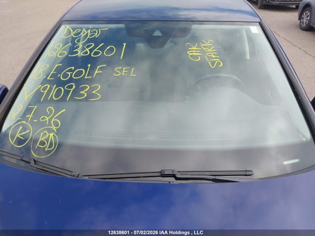 12638601 :رقم المزاد ، WVWPR7AU1JW910933 vin ، 2018 Volkswagen E-golf Sel Premium مزاد بيع