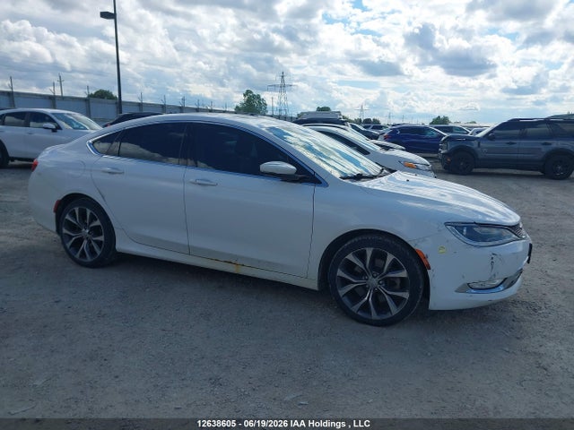 Chrysler 200 C 2015 1C3CCCCG9FN740435 Image 13