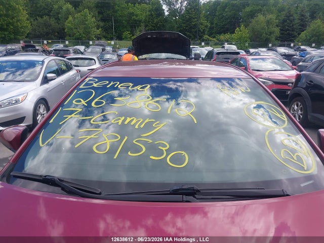12638612 :رقم المزاد ، 4T1BF1FK0HU781530 vin ، 2017 Toyota Camry Le مزاد بيع