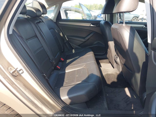 Продажа на аукционе авто 2015 Volkswagen Passat 2.0 Tdi Comfortline, vin: 1VWBV7A31FC097872, номер лота: 12638632
