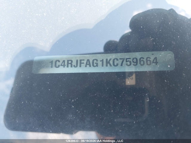1C4RJFAG1KC759664 Jeep Grand Cherokee Laredo